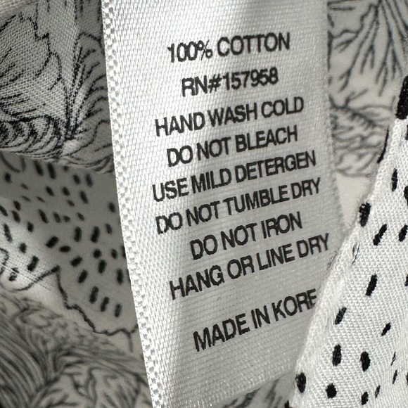 Senlis Floral Short Sleeve Round Neck Blouse, Women's Size M - Black/White - Picture 7 of 10